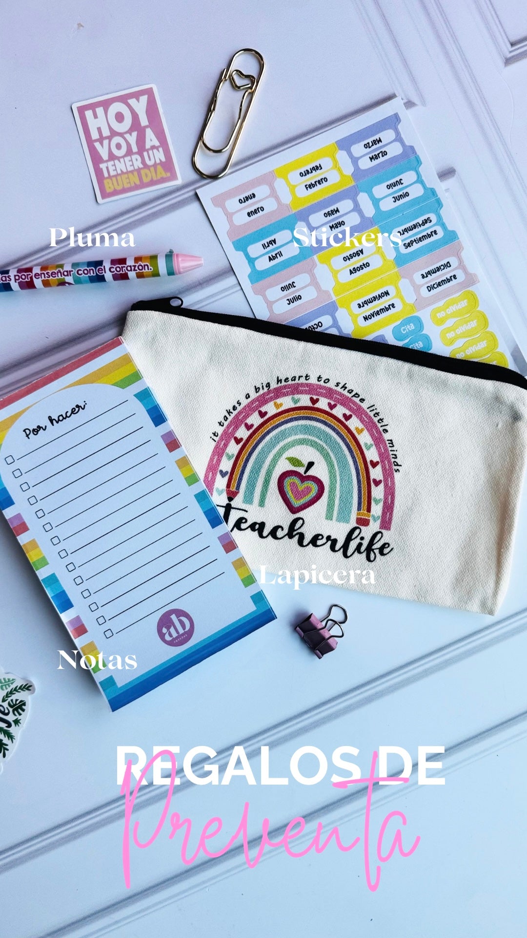 kit de lapicera, block de notas, stickers y pluma